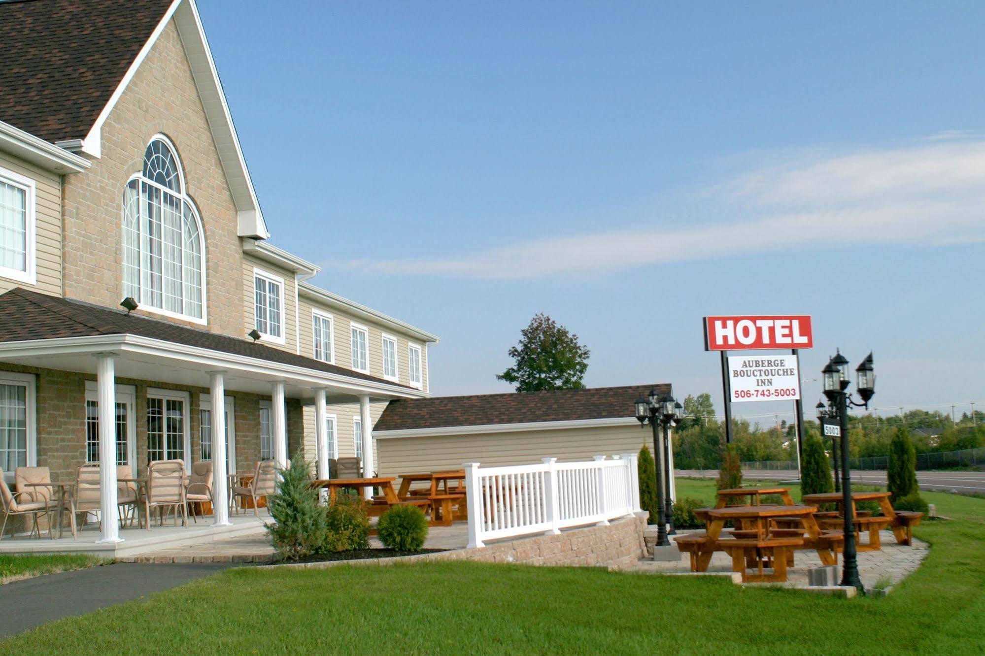 Auberge Bouctouche Inn&Suites Exterior foto